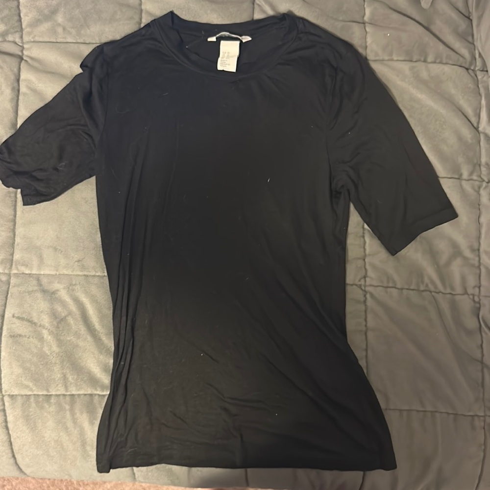 H&M Black Tshirt